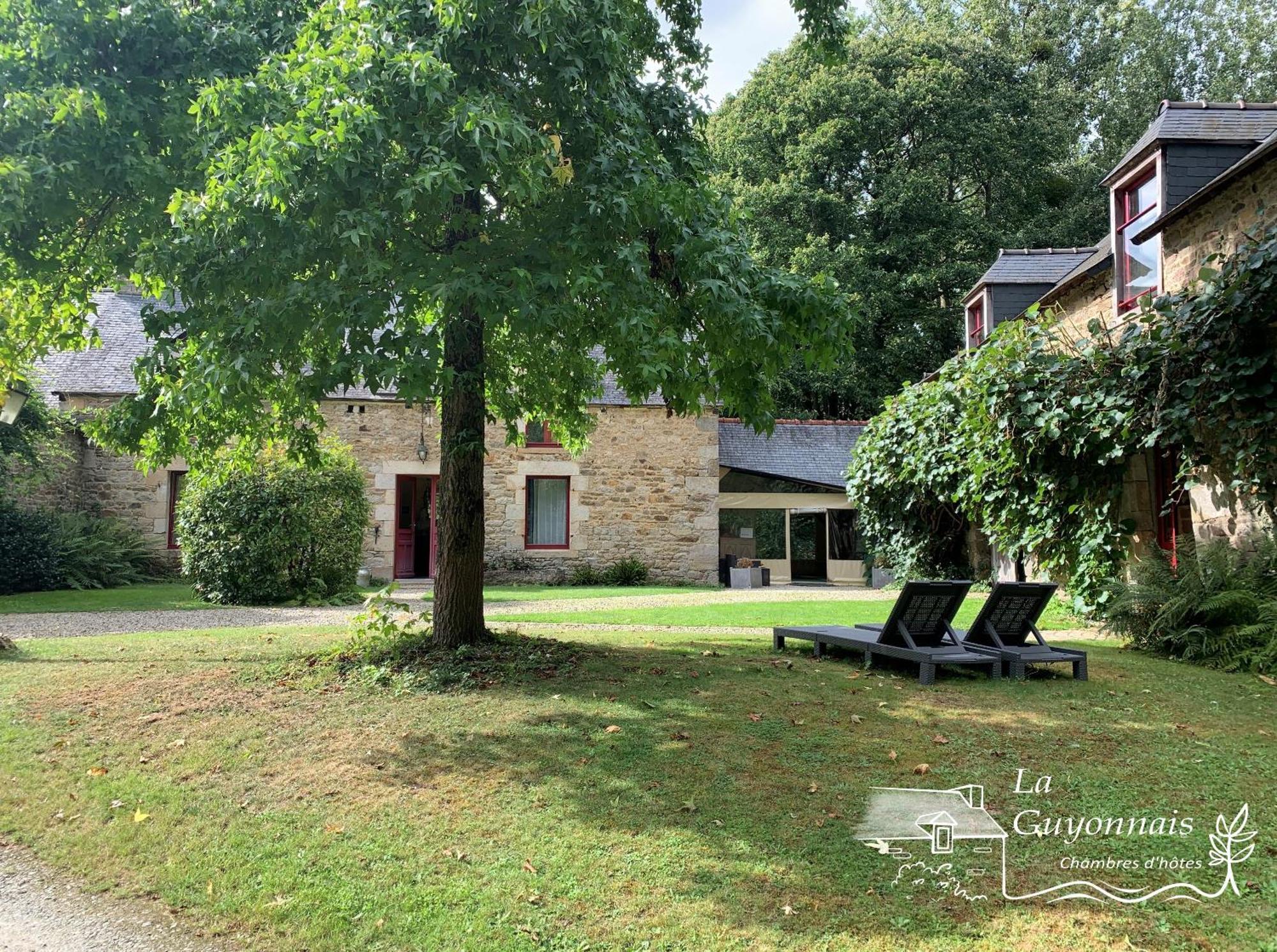 La Guyonnais Bed & Breakfast Quévert Dış mekan fotoğraf